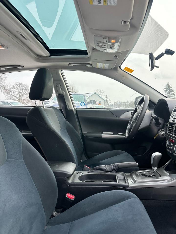 2011 Subaru Impreza 2.5i w/Sport Pkg - Photo #4