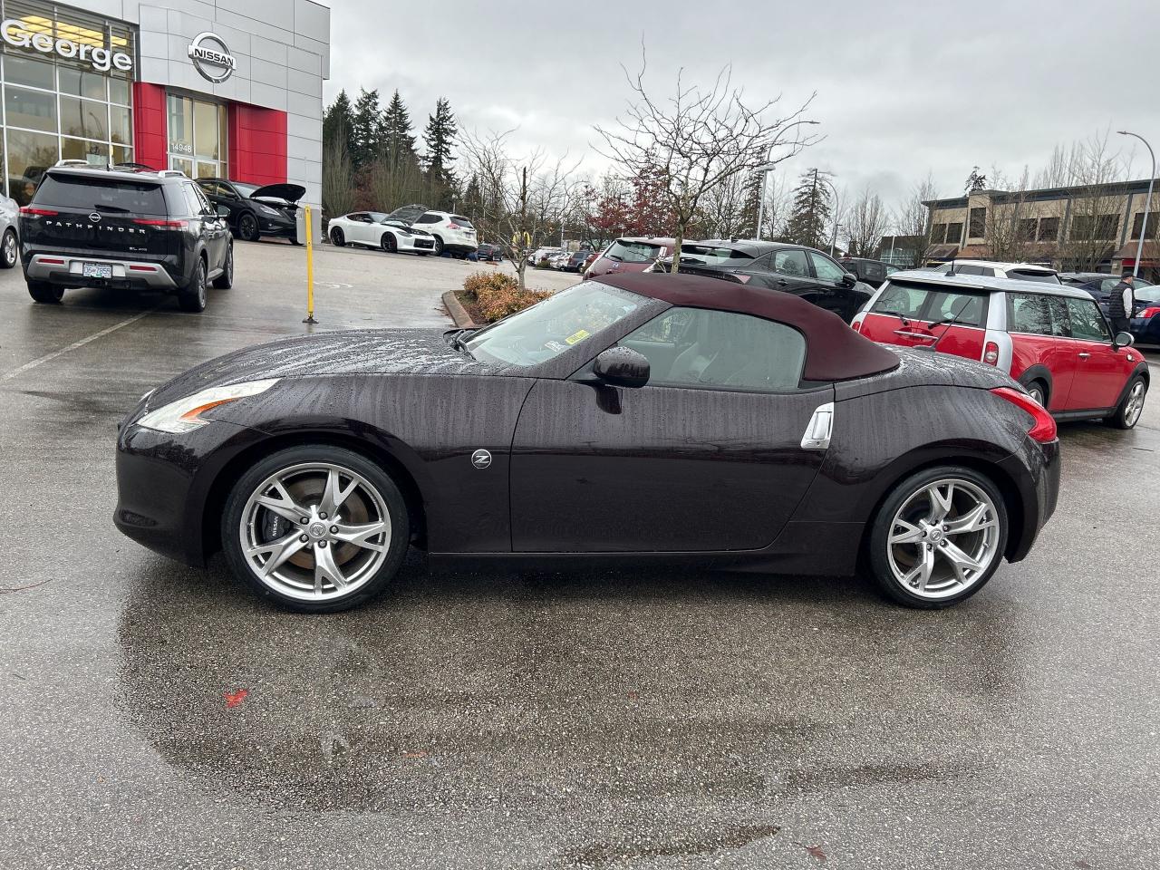 Used 2010 Nissan 370Z 2dr Roadster Auto Touring for sale in Surrey, BC