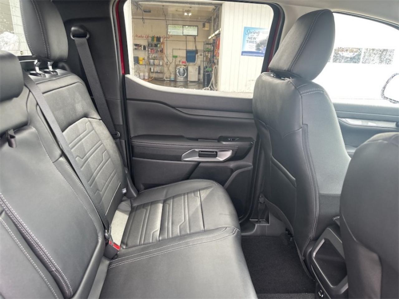 2025 Ford Ranger Lariat  - Leather Seats Photo5