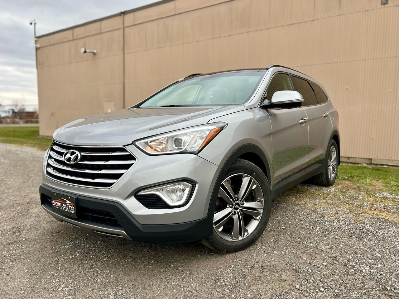 2013 Hyundai Santa Fe LTD w/Unvented Seat