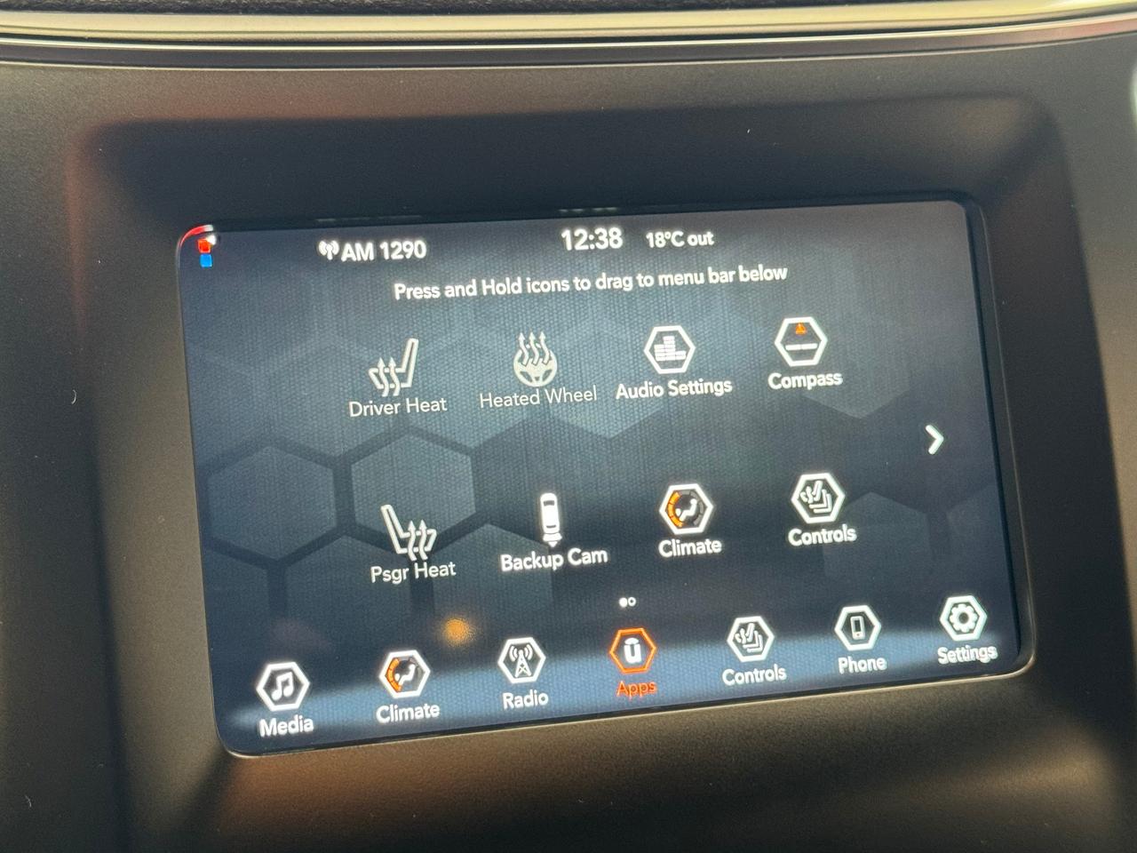 2019 Jeep Cherokee SPORT 4X4+ApplePlay+Heated Steering+CLEAN CARFAX Photo