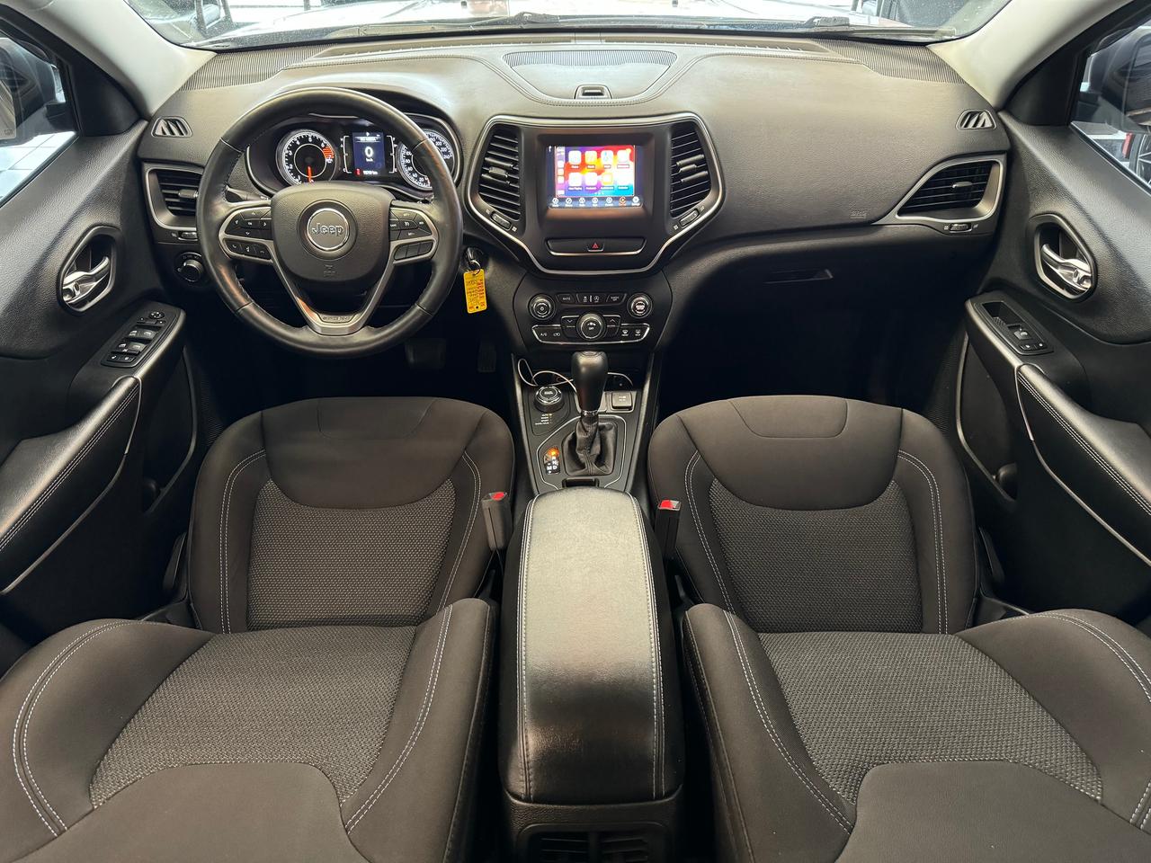 2019 Jeep Cherokee SPORT 4X4+ApplePlay+Heated Steering+CLEAN CARFAX Photo
