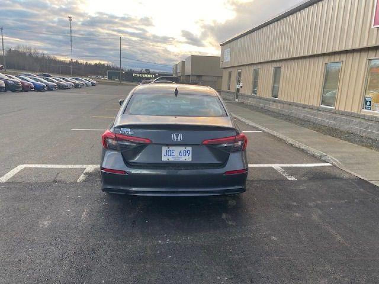 2022 Honda Civic LX CVT - Photo #3