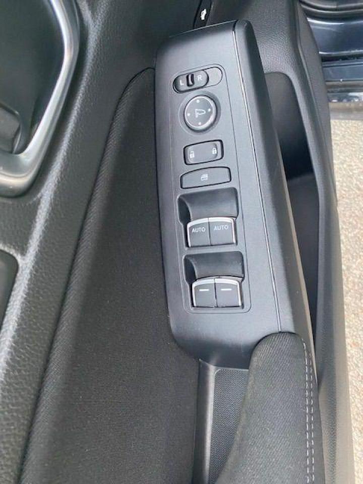 2022 Honda Civic LX CVT - Photo #9