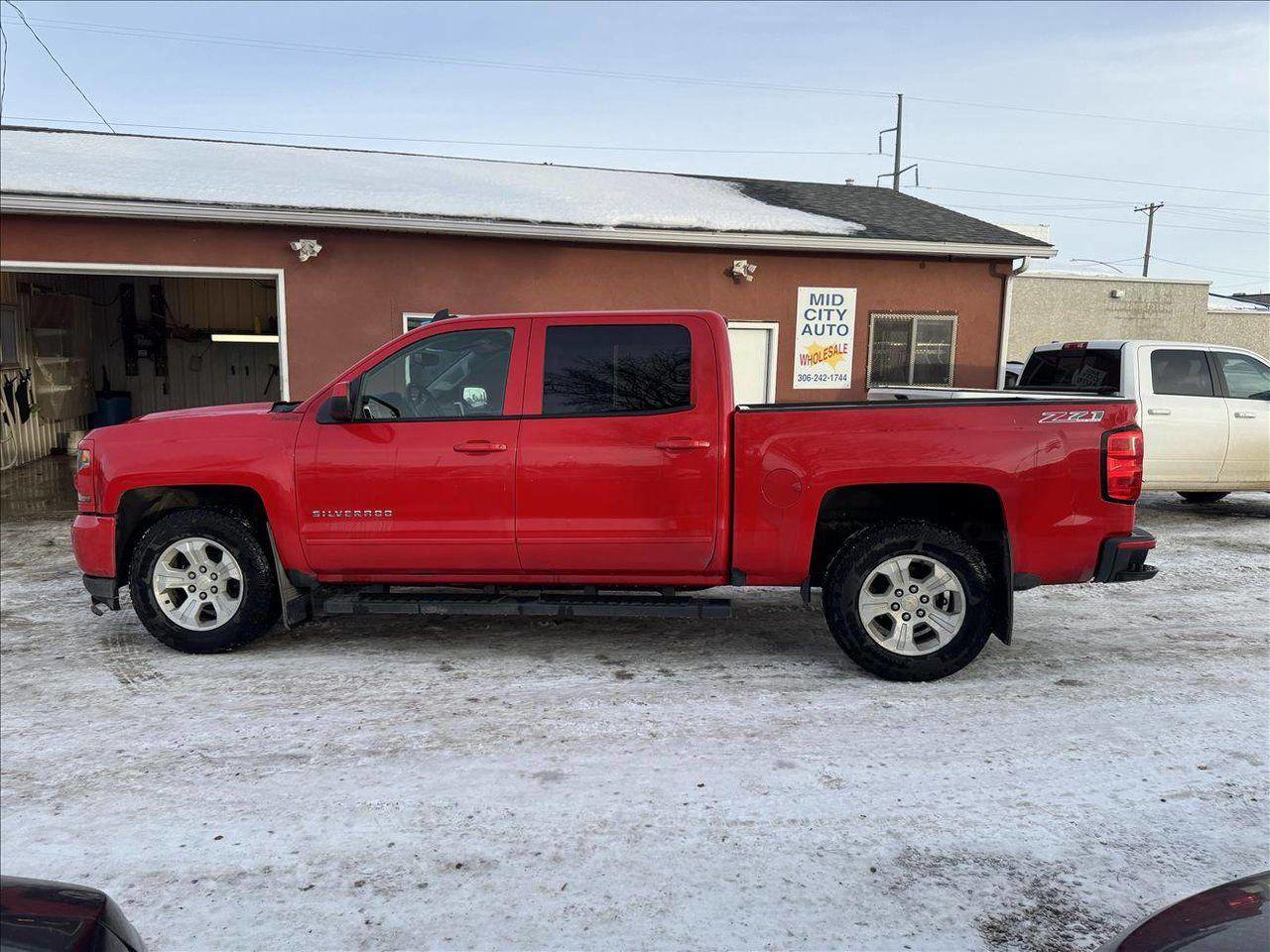 Used 2016 Chevrolet Silverado 1500 LT for sale in Saskatoon, SK