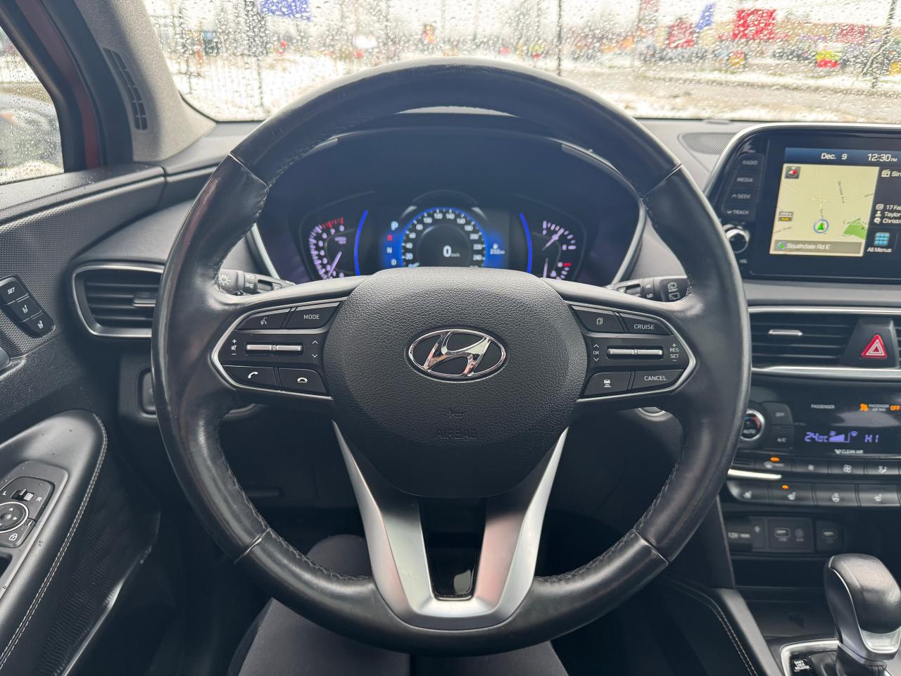 2019 Hyundai Santa Fe 2.0T Ultimate AWD w/Dark Chrome Accent - Photo #14