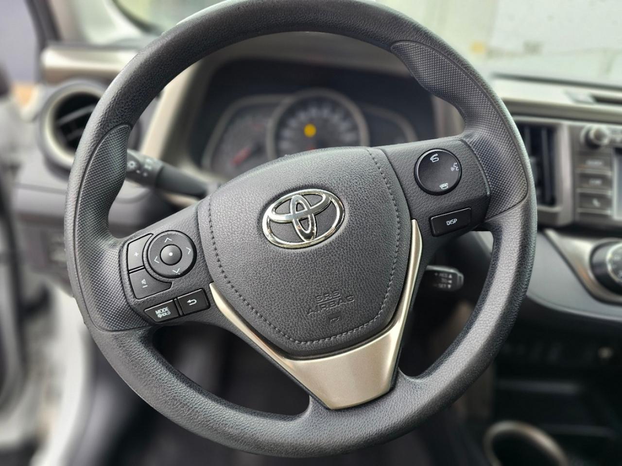 2015 Toyota RAV4 AWD 4dr LE - Photo #12