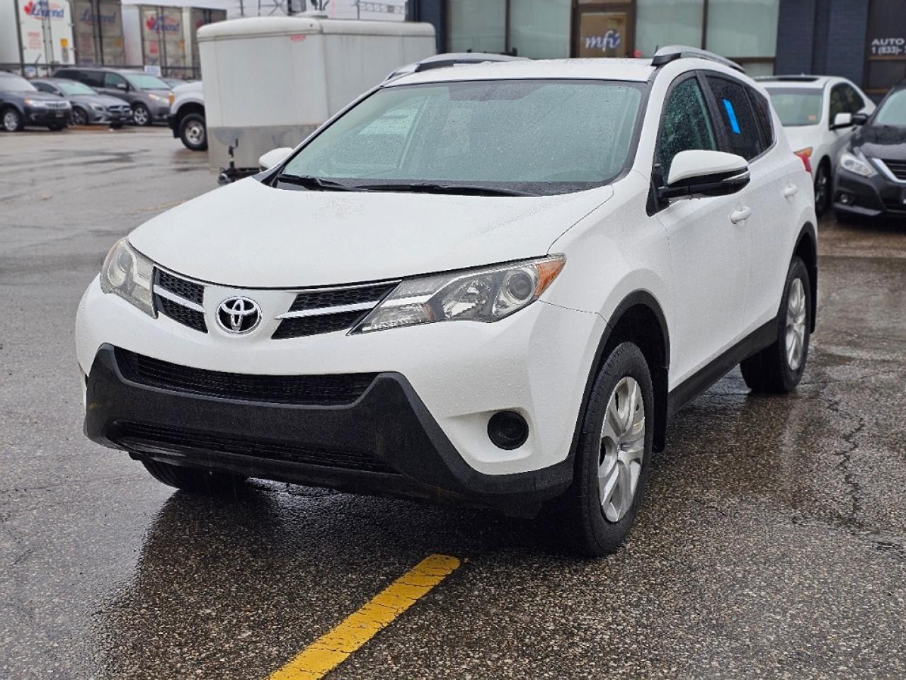 2015 Toyota RAV4 AWD 4dr LE