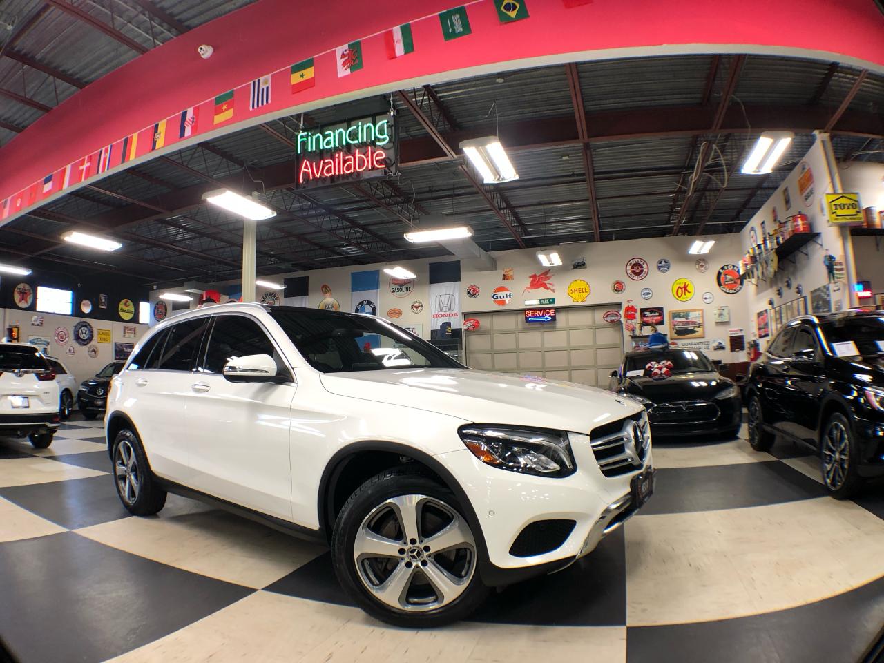 Used 2019 Mercedes-Benz GL-Class GLC 300 4MATIC LEATHER PAN/ROOF NAVI B/SPOT CAMERA for sale in North York, ON