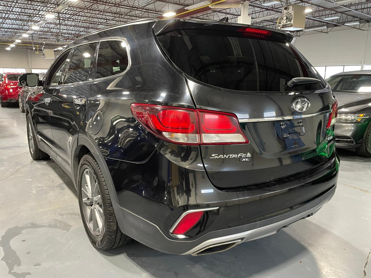 2019 Hyundai Santa Fe XL Preferred - Photo #3