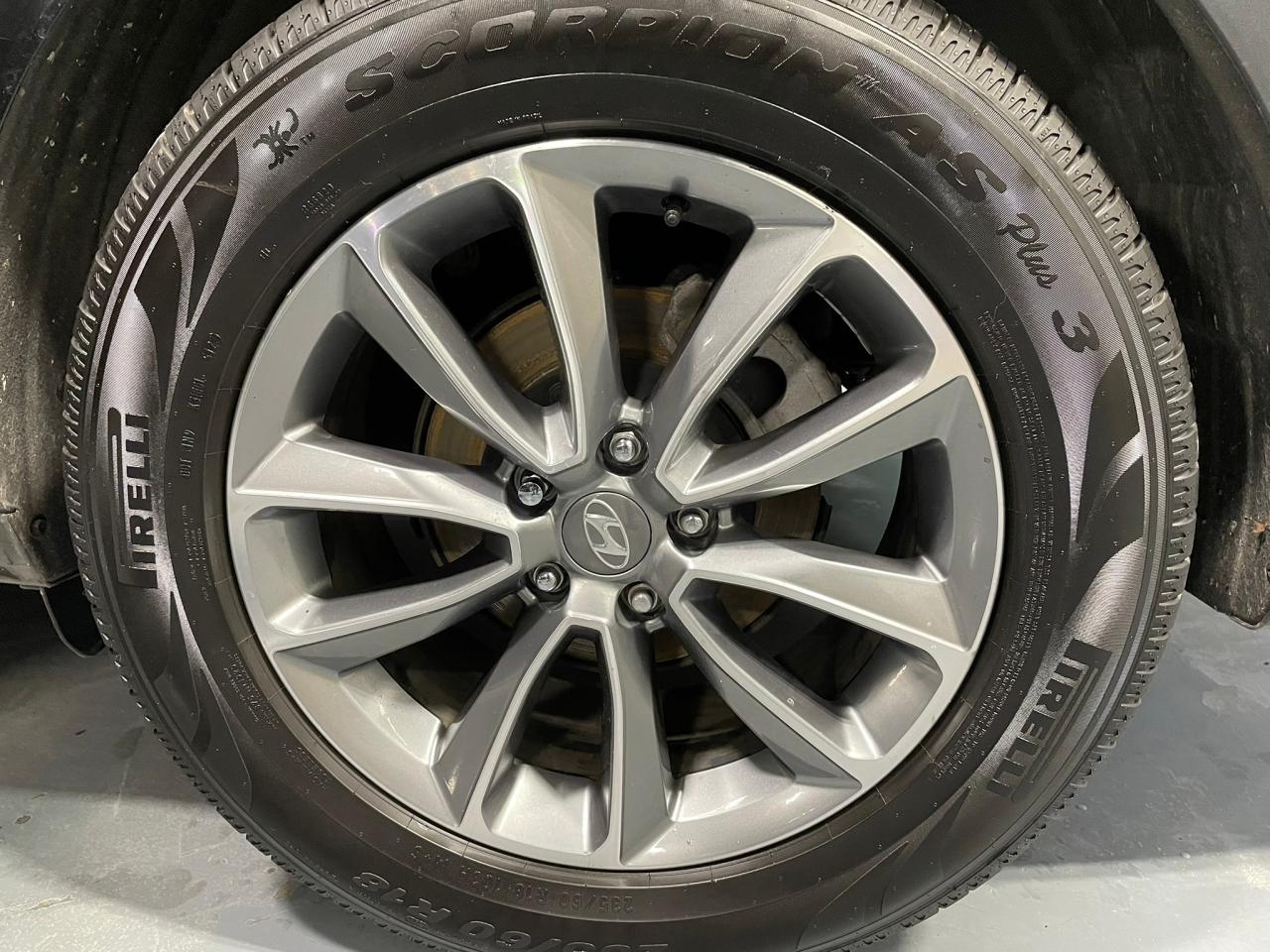 2019 Hyundai Santa Fe XL Preferred - Photo #10