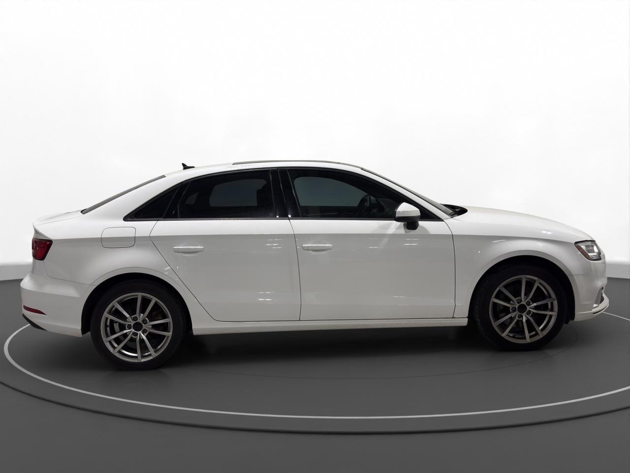 2019 Audi A3 2.0 TFSI PREMIUM - Photo #4