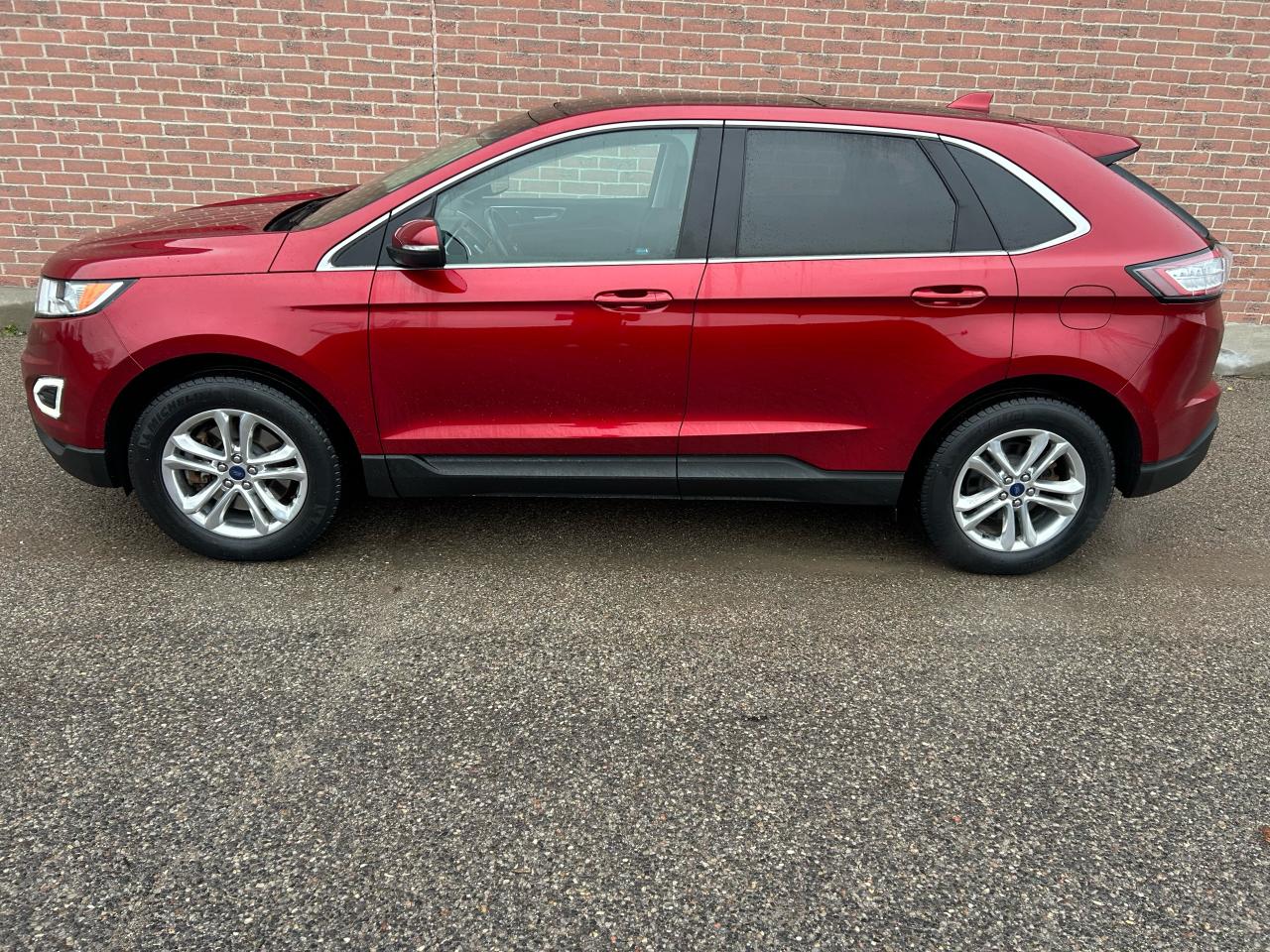 2015 Ford Edge 4DR Sel AWD Photo4
