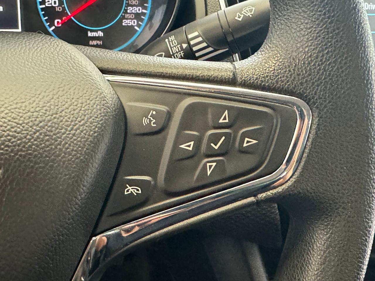 2017 Chevrolet Cruze LT+Camera+Remote Start+ApplePlay+CLEAN CARFAX Photo