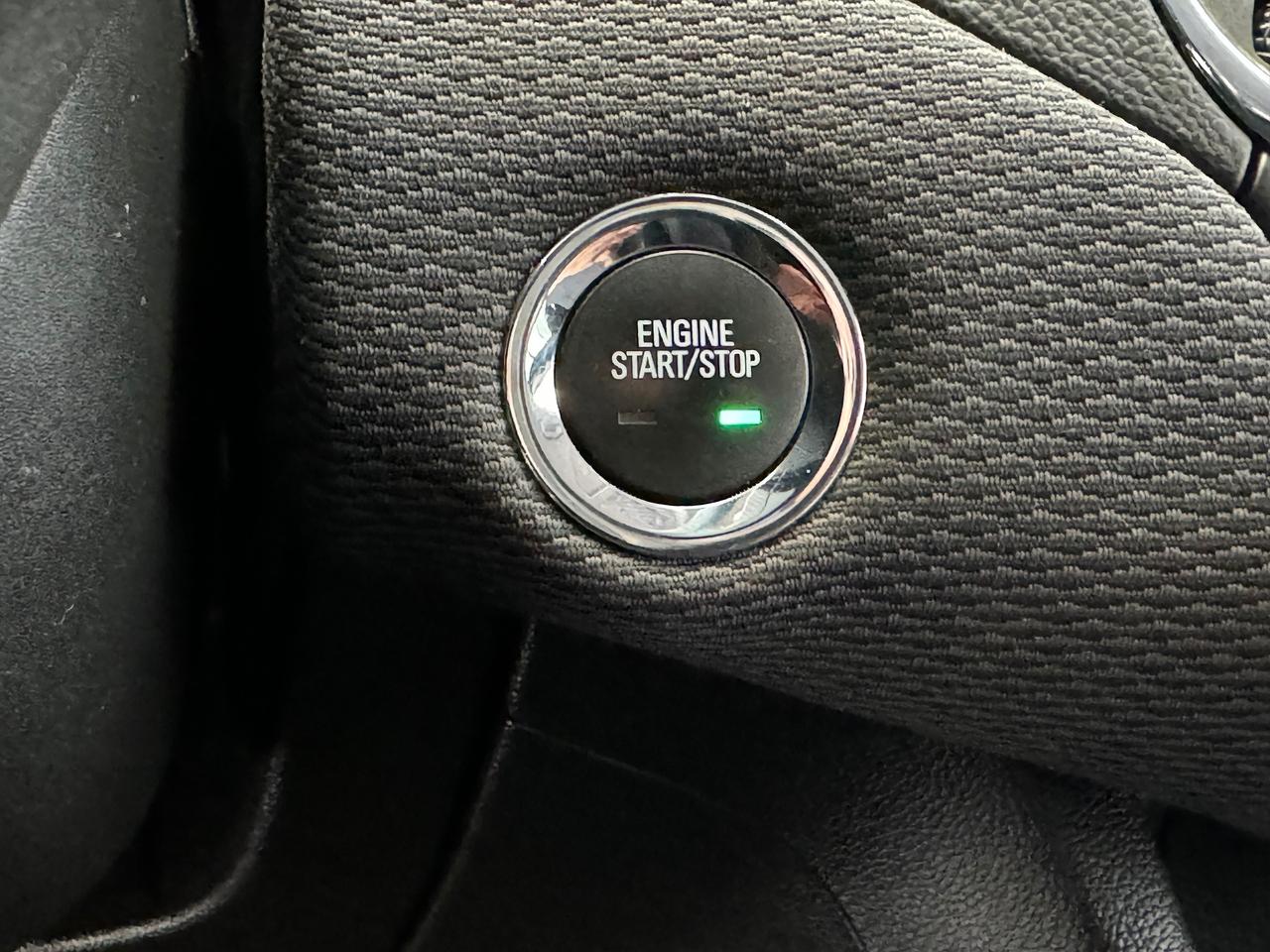 2017 Chevrolet Cruze LT+Camera+Remote Start+ApplePlay+CLEAN CARFAX Photo