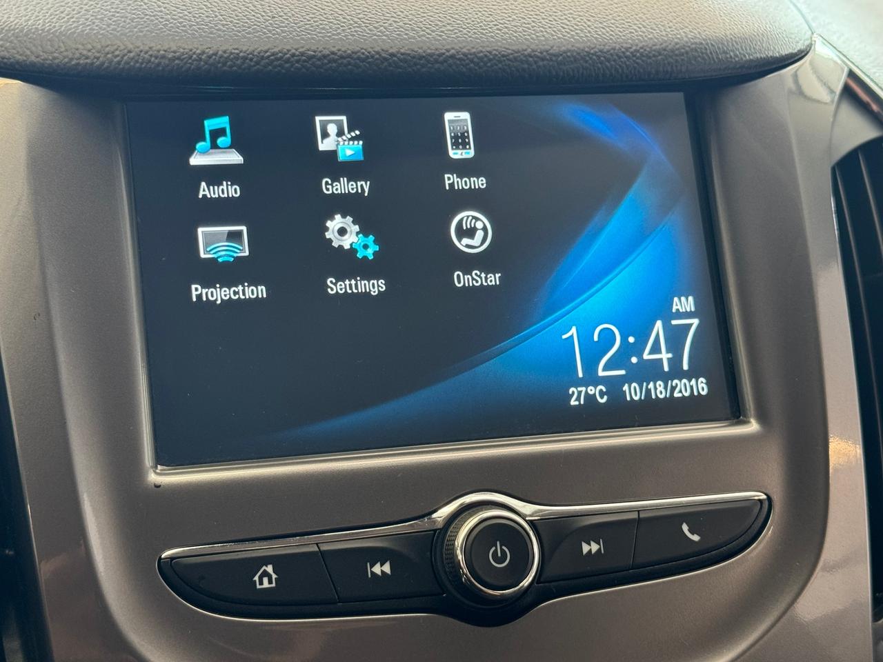 2017 Chevrolet Cruze LT+Camera+Remote Start+ApplePlay+CLEAN CARFAX Photo
