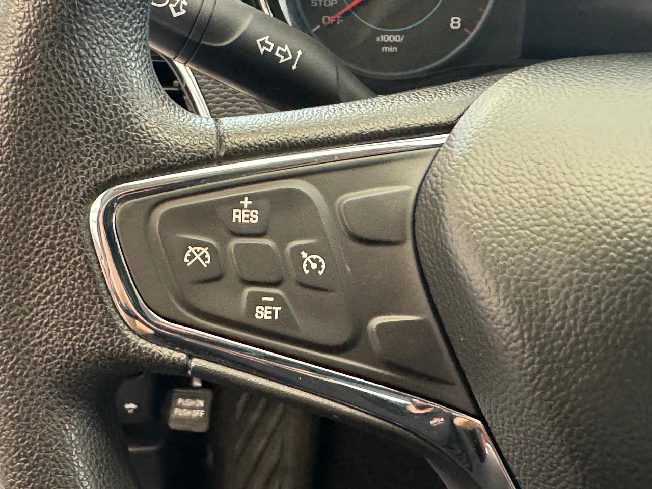 2017 Chevrolet Cruze LT+Camera+Remote Start+ApplePlay+CLEAN CARFAX Photo