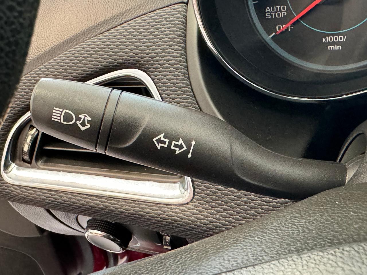 2017 Chevrolet Cruze LT+Camera+Remote Start+ApplePlay+CLEAN CARFAX Photo