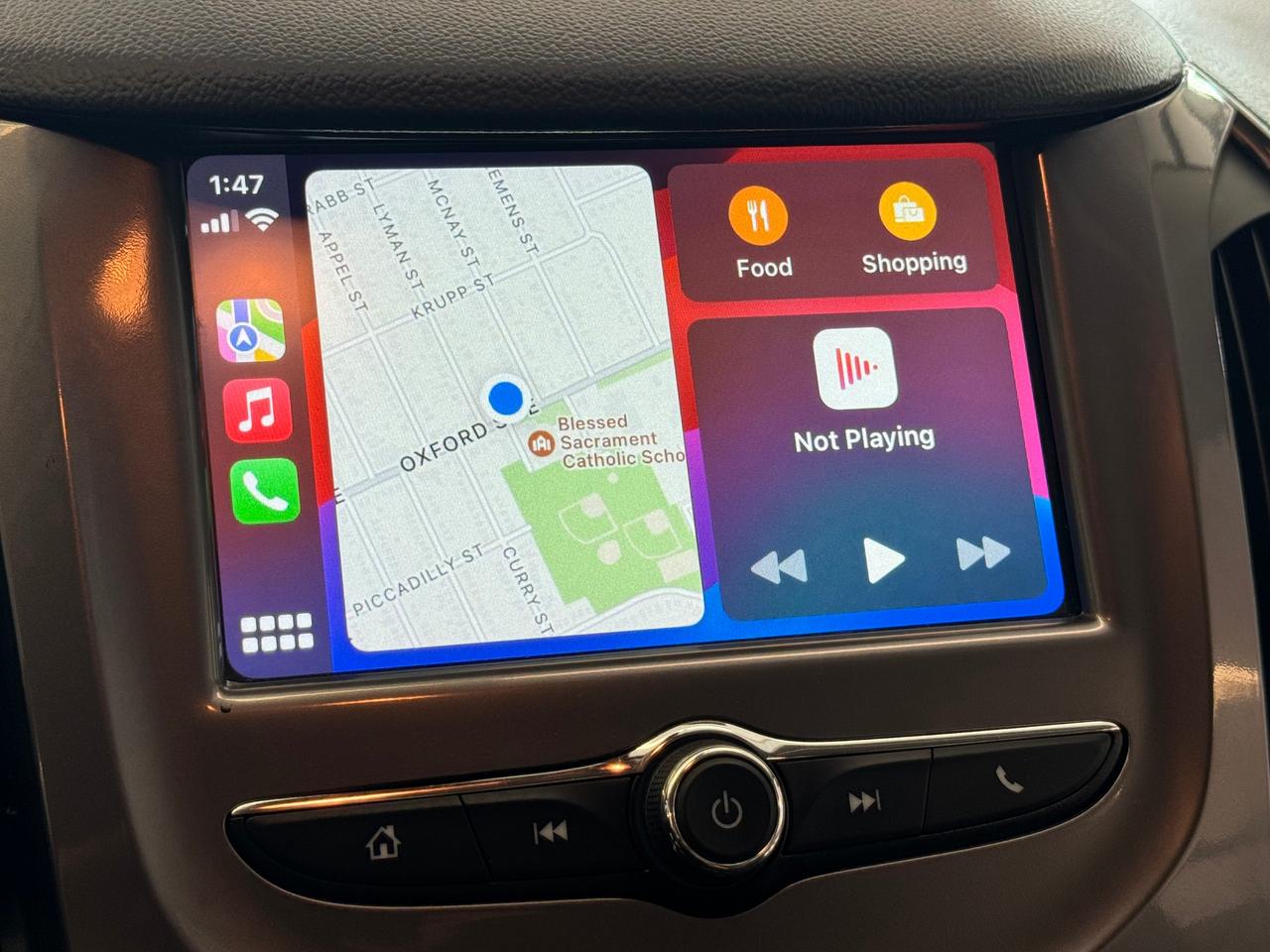 2017 Chevrolet Cruze LT+Camera+Remote Start+ApplePlay+CLEAN CARFAX Photo