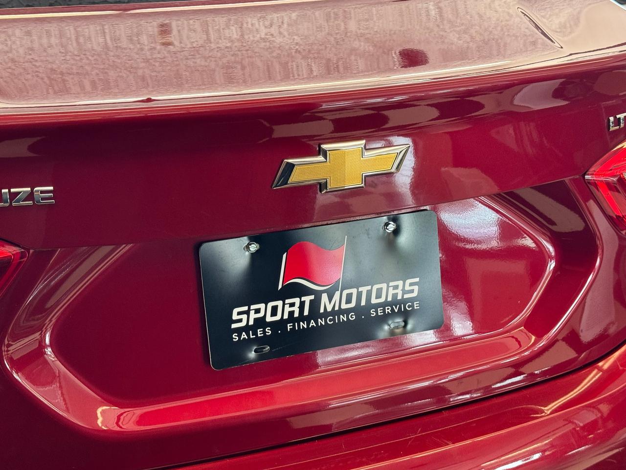 2017 Chevrolet Cruze LT+Camera+Remote Start+ApplePlay+CLEAN CARFAX Photo