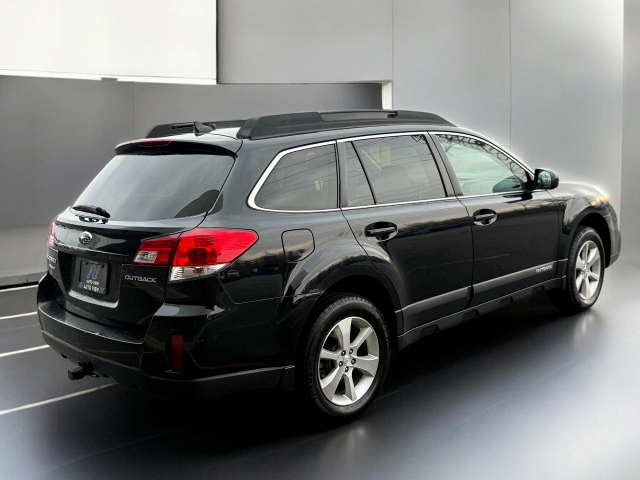 2014 Subaru Outback Limited **FULLY LOADED** - Photo #5