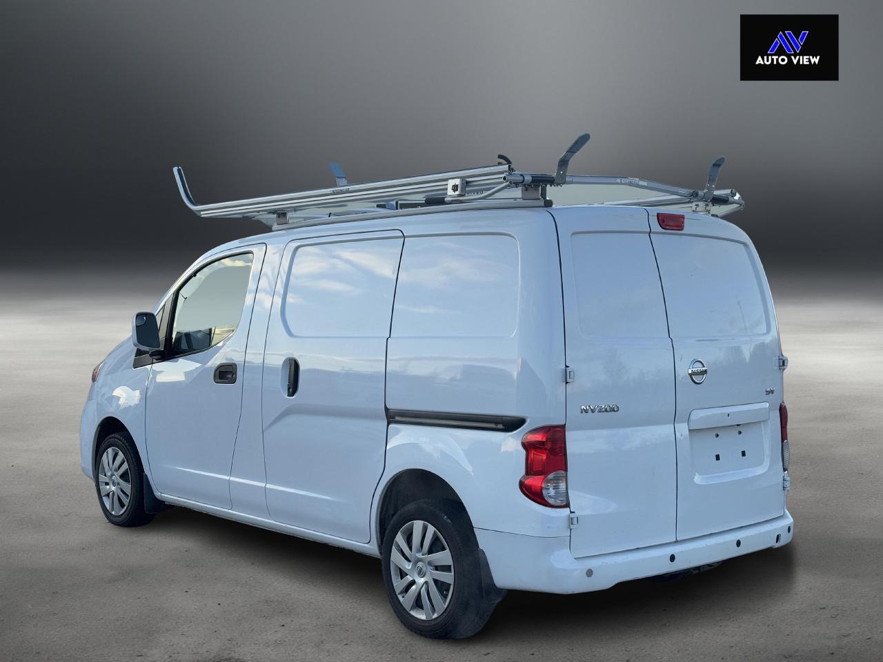 2020 Nissan NV200 S **LADDER RACKS** - Photo #7