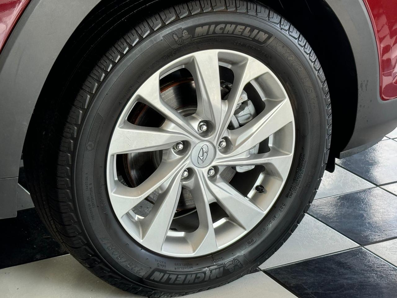 2019 Hyundai Tucson Preferred AWD+New Brakes+Lane Keep+CLEAN CARFAX Photo