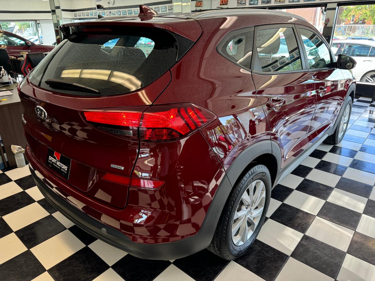 2019 Hyundai Tucson Preferred AWD+New Brakes+Lane Keep+CLEAN CARFAX Photo