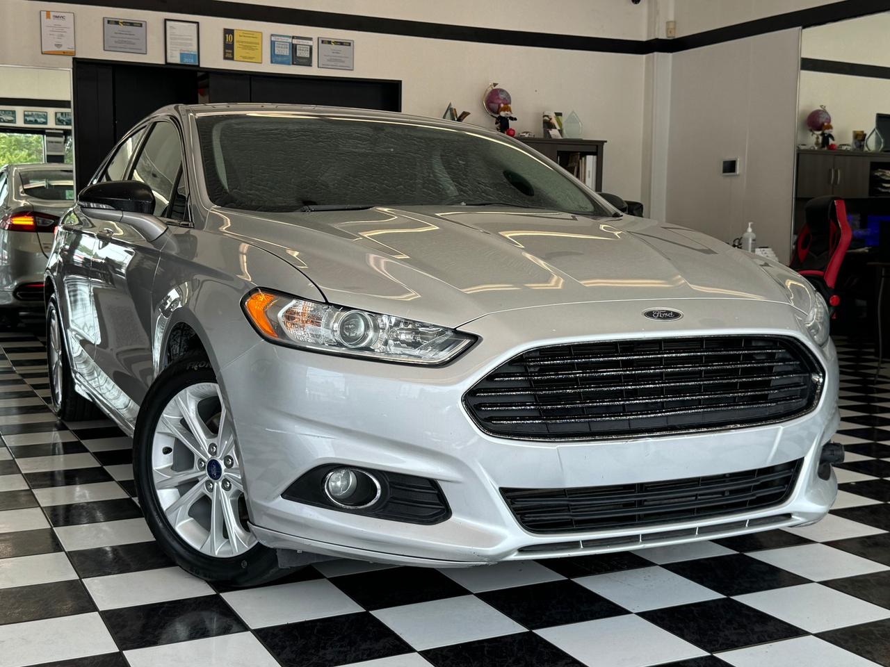 2016 Ford Fusion SE AWD+New Tires+Heated Leather Seats+GPS+Camera Photo