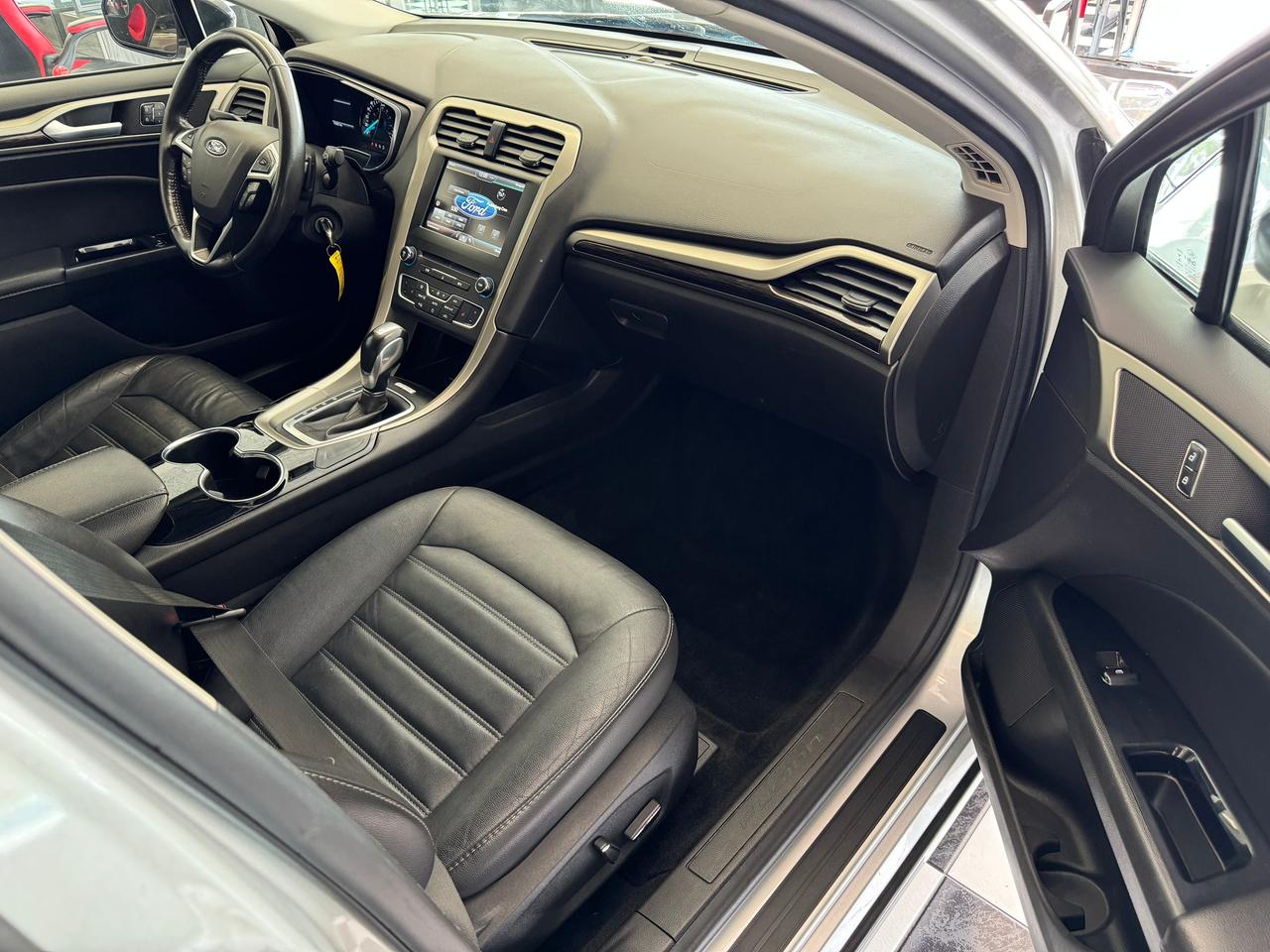 2016 Ford Fusion SE AWD+New Tires+Heated Leather Seats+GPS+Camera Photo