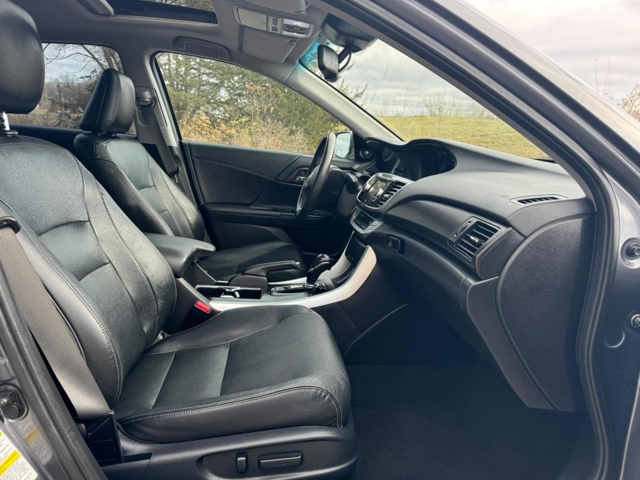 2013 Honda Accord EX-L V6 | CLEAN CARFAX | ONE OWNER |  FULLY LOADED Photo7