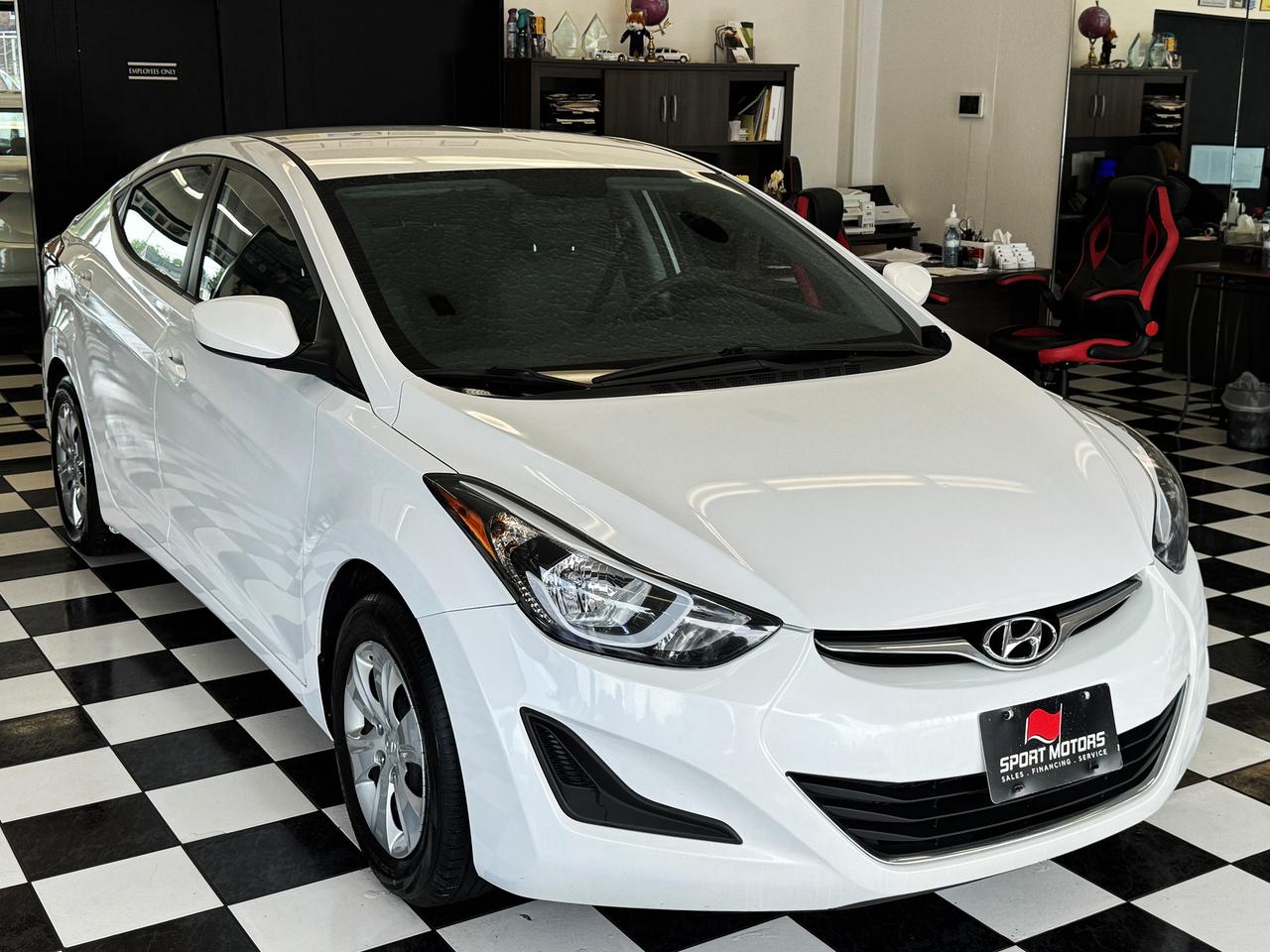 2015 Hyundai Elantra L+New Tires+Brakes+A/C+Keyless Entry Photo
