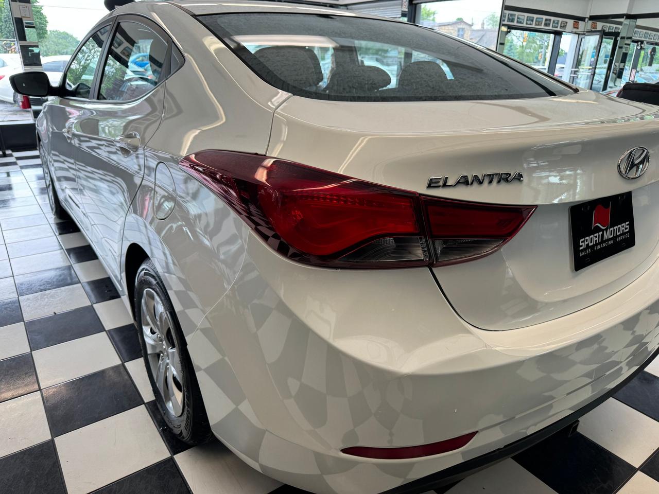 2015 Hyundai Elantra L+New Tires+Brakes+A/C+Keyless Entry Photo