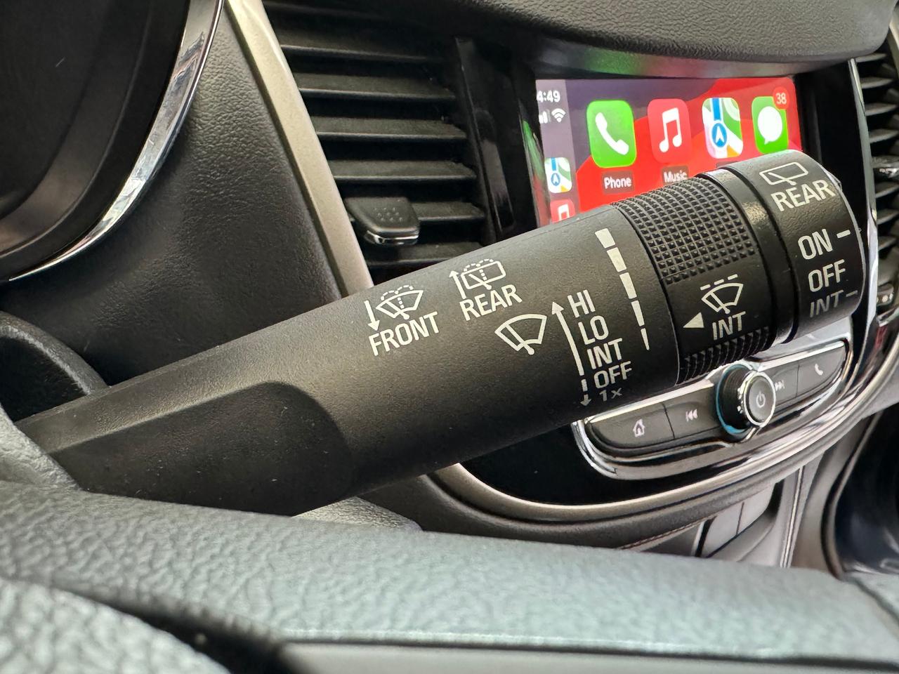 2018 Chevrolet Trax LT+Camera+ApplePlay+Remote Start+CLEAN CARFAX Photo