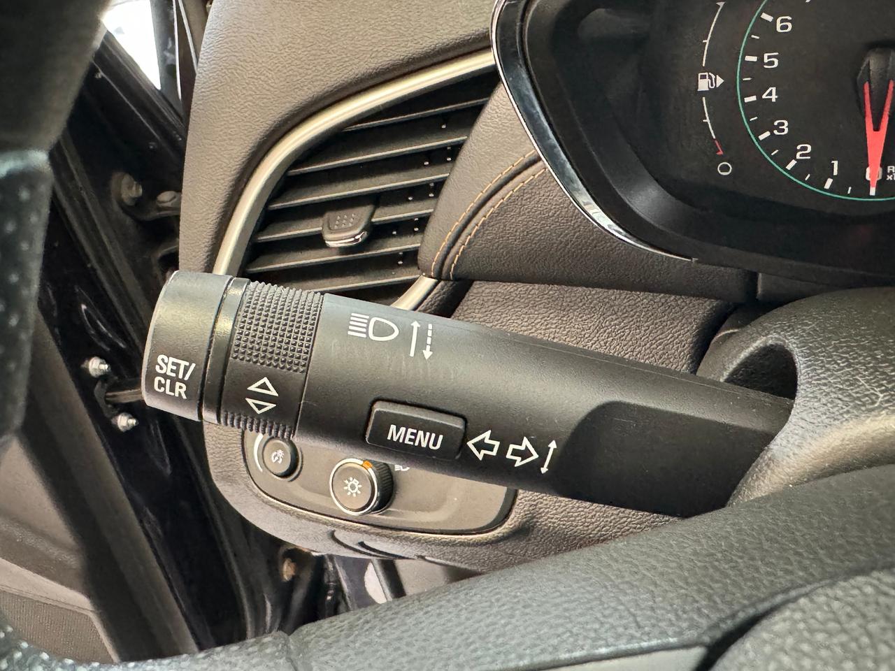 2018 Chevrolet Trax LT+Camera+ApplePlay+Remote Start+CLEAN CARFAX Photo
