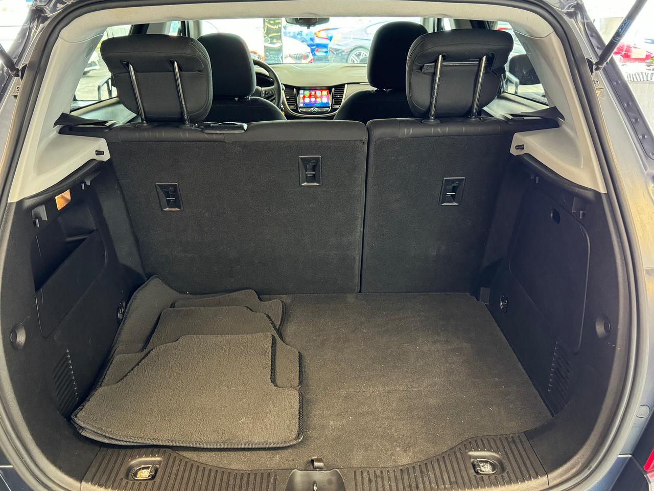 2018 Chevrolet Trax LT+Camera+ApplePlay+Remote Start+CLEAN CARFAX Photo