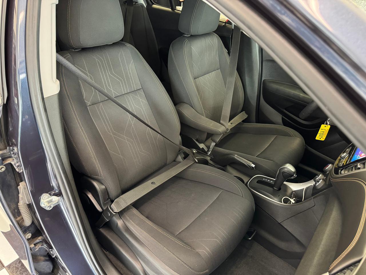 2018 Chevrolet Trax LT+Camera+ApplePlay+Remote Start+CLEAN CARFAX Photo