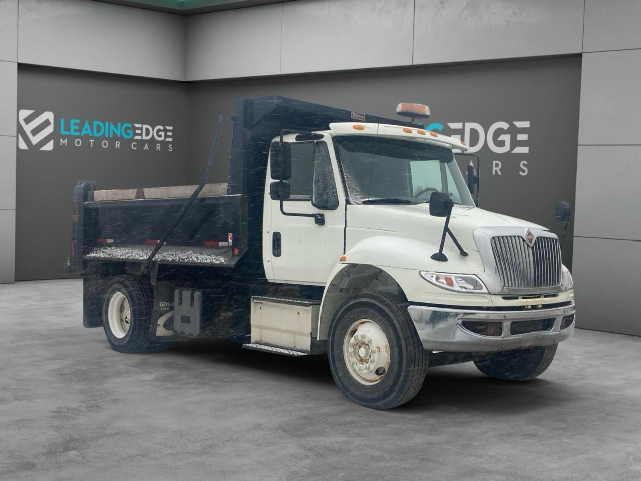 2017 International DURA STAR 4400 AUTOMATIC Photo