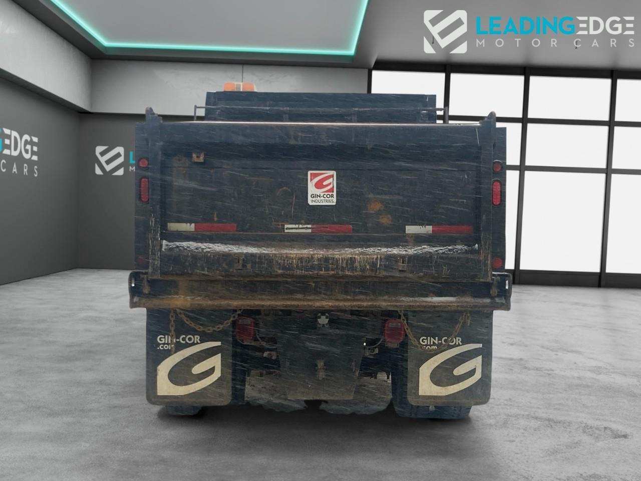 2017 International DURA STAR 4400 AUTOMATIC Photo