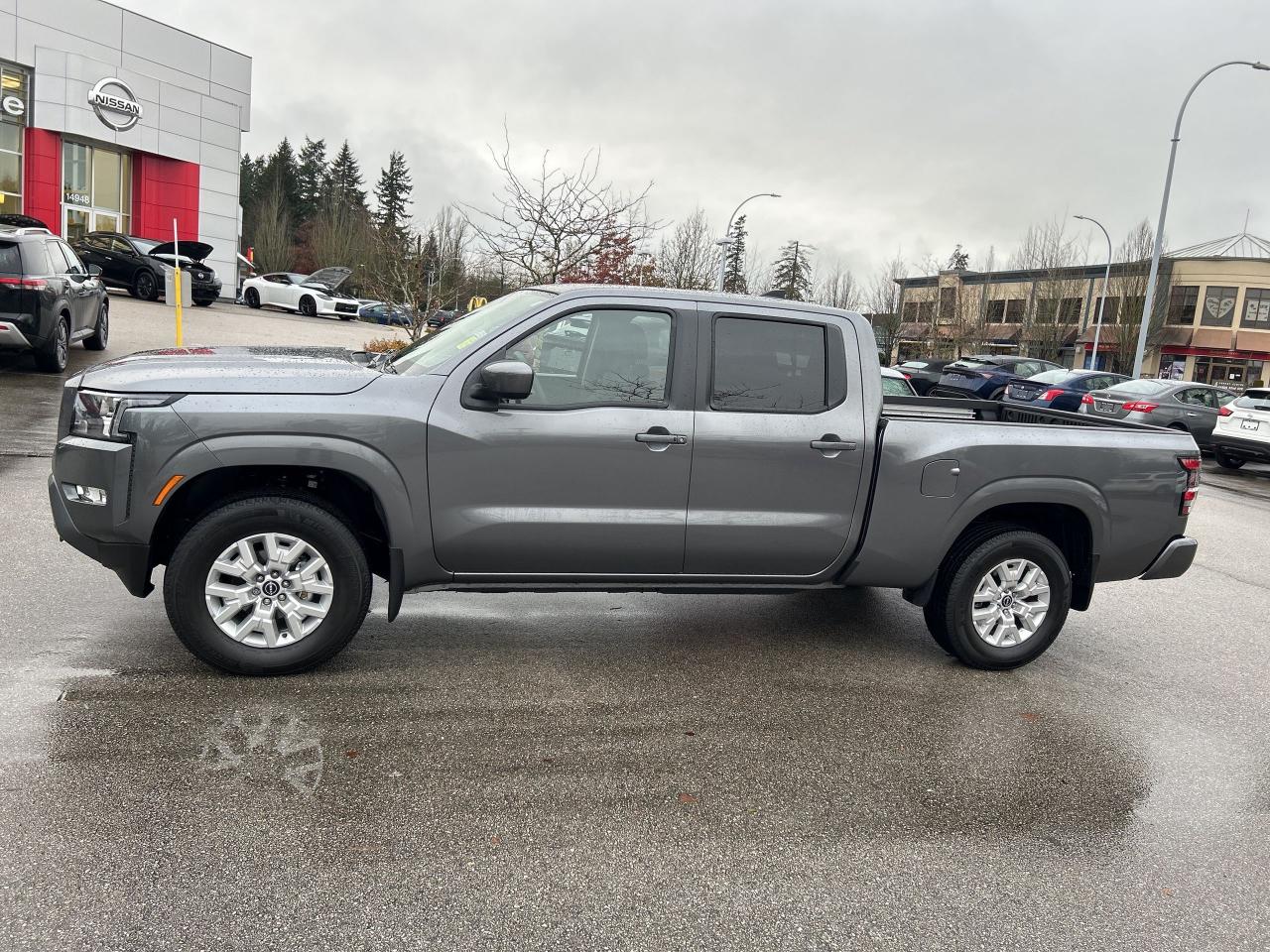 Used 2024 Nissan Frontier Crew Cab 4x4 Long Bed SV for sale in Surrey, BC