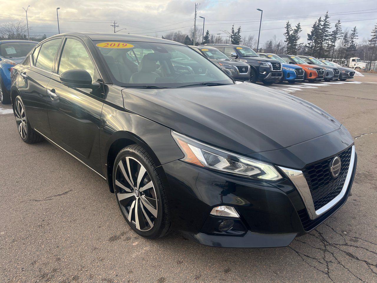 Used 2019 Nissan Altima PLATINUM AWD for sale in Charlottetown, PE