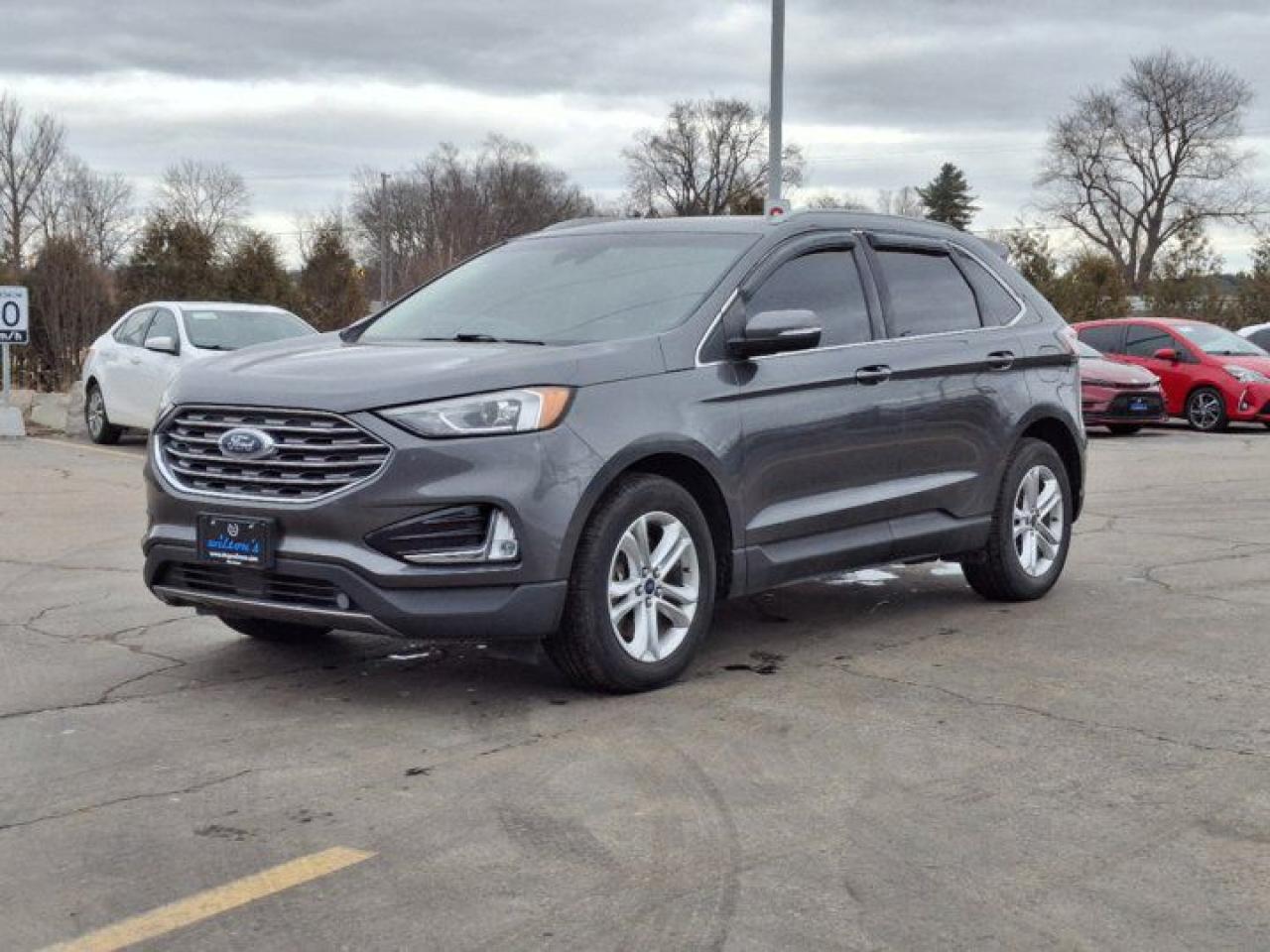 Used 2020 Ford Edge SEL AWD | Sunroof | Leather | Heated Seats |Carplay + Android | Bluetooth | Reverse Cam | and More! for sale in Guelph, ON