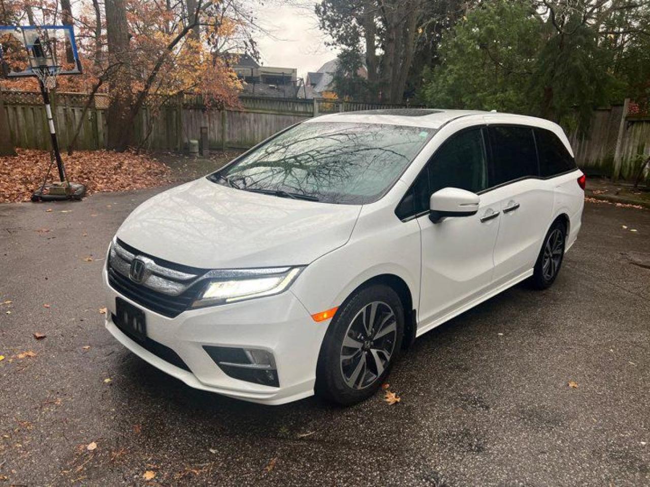 Used 2020 Honda Odyssey Touring  | Leather | DVD | Nav | Sunroof | Power Sliders & Hatch | Heated Steering + Seats & more!! for sale in Guelph, ON