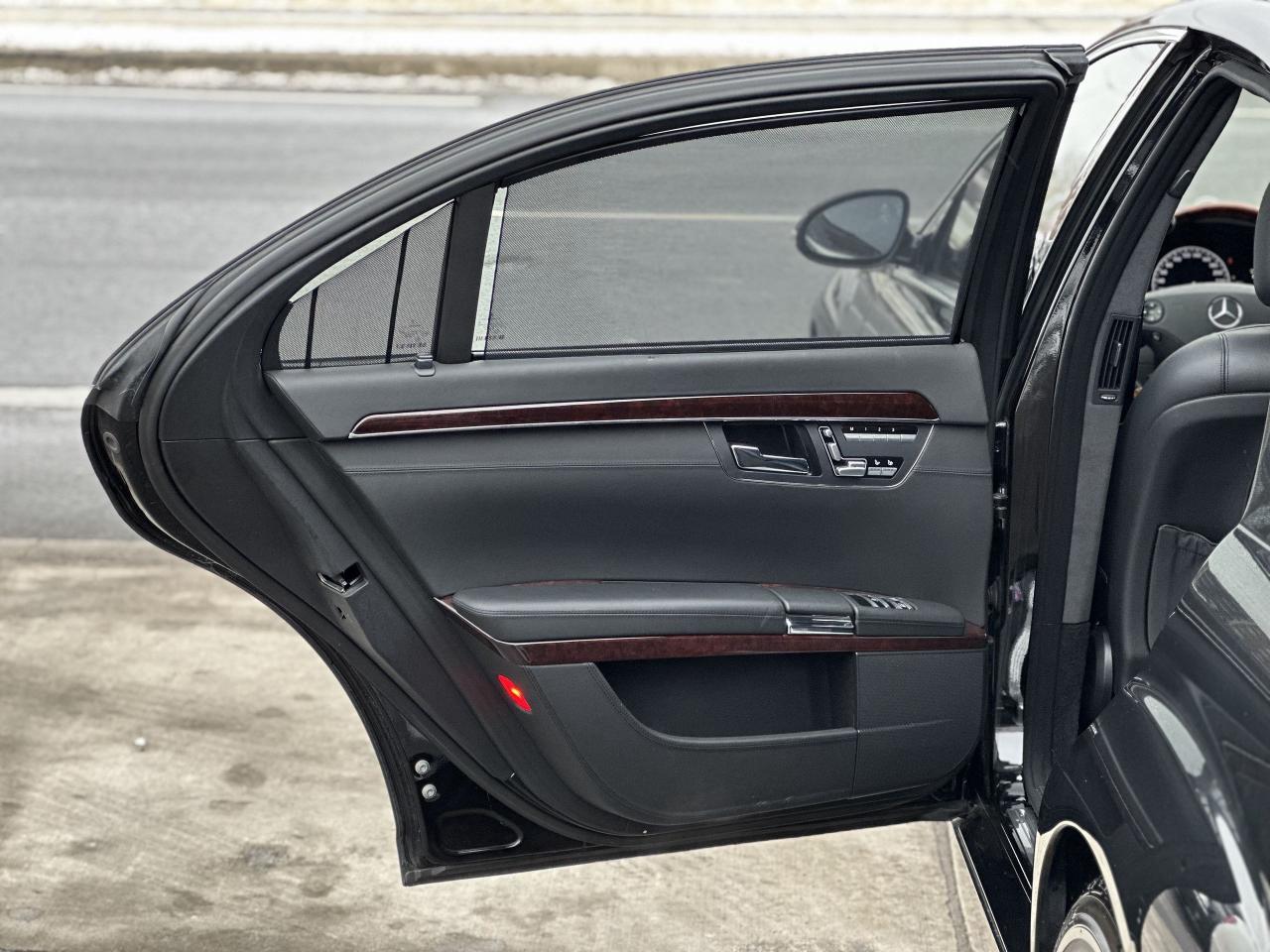 2007 Mercedes-Benz S-Class S600 | JAPAN IMPORT | LOW KM | RARE | - Photo #35