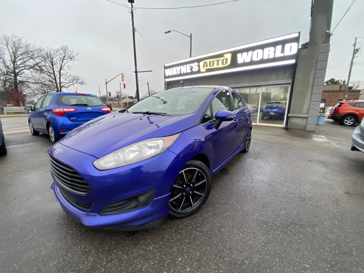 Used 2015 Ford Fiesta SE for sale in Hamilton, ON