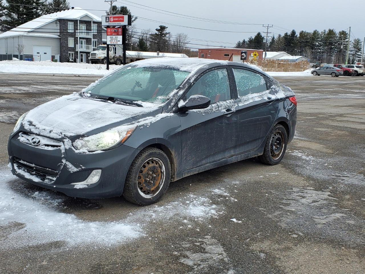 Used 2012 Hyundai Accent GLS for sale in Sainte Sophie, QC