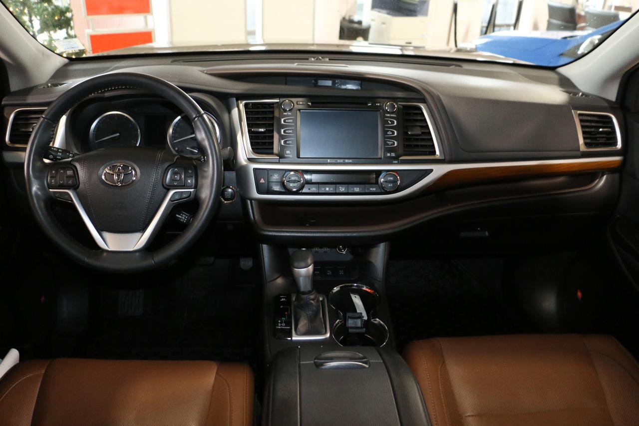 2019 Toyota Highlander LIMITED AWD - LEATHER|PANO|NAVI|BLINDSPOT|CAMERA - Photo #16