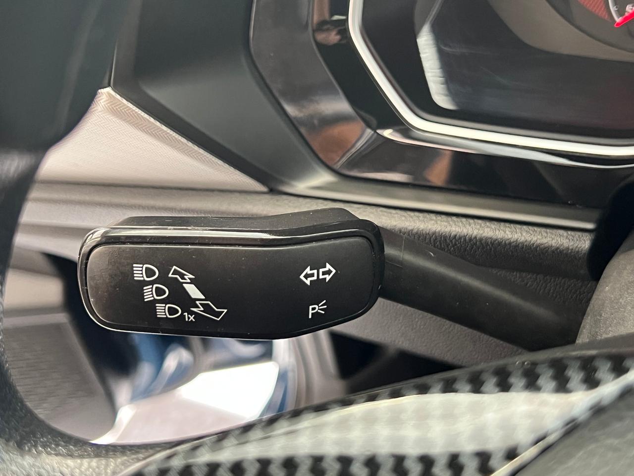 2019 Volkswagen Jetta Comfortline+New Tires+Heated Seats+CLEAN CARFAX Photo