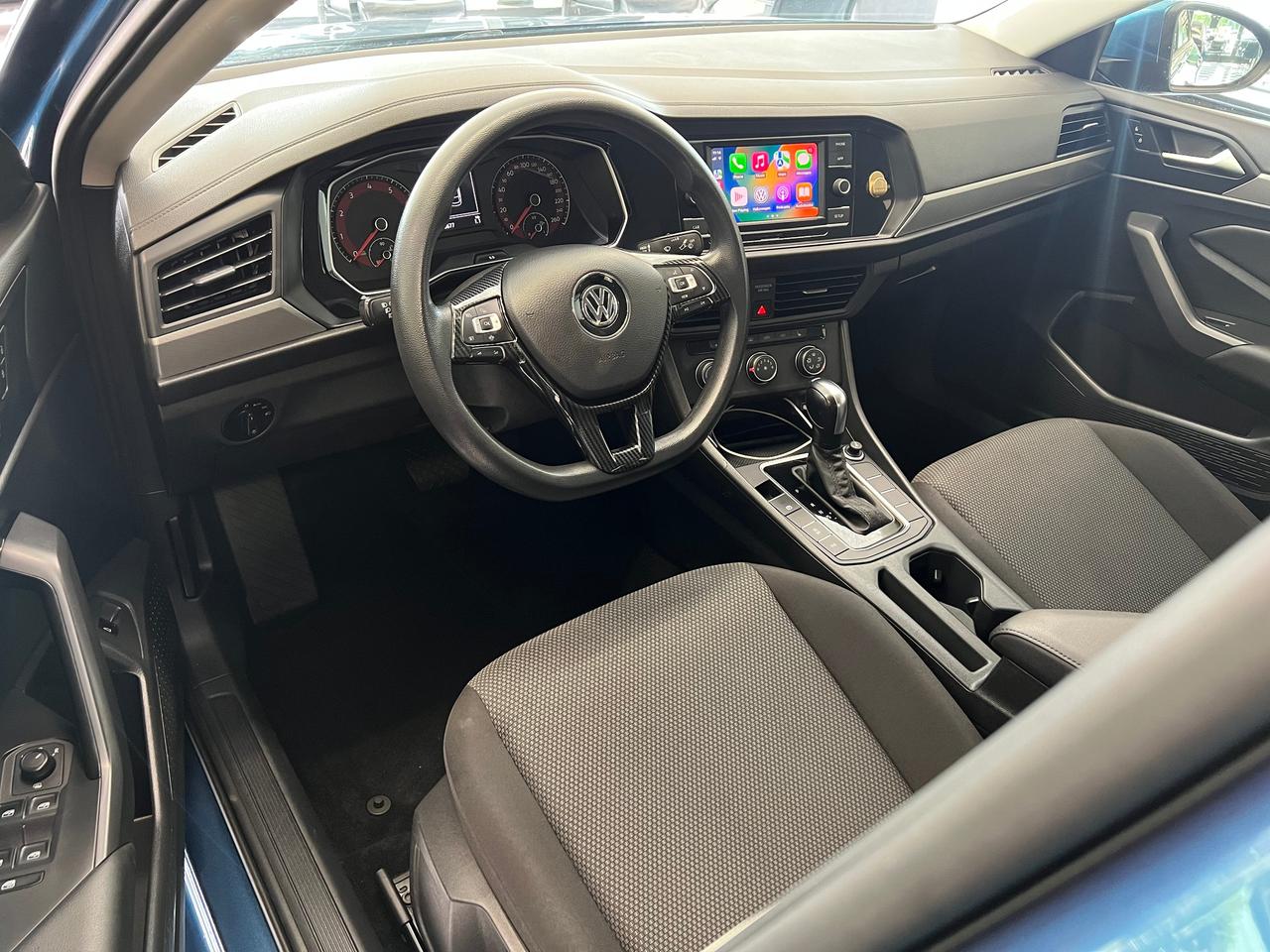 2019 Volkswagen Jetta Comfortline+New Tires+Heated Seats+CLEAN CARFAX Photo