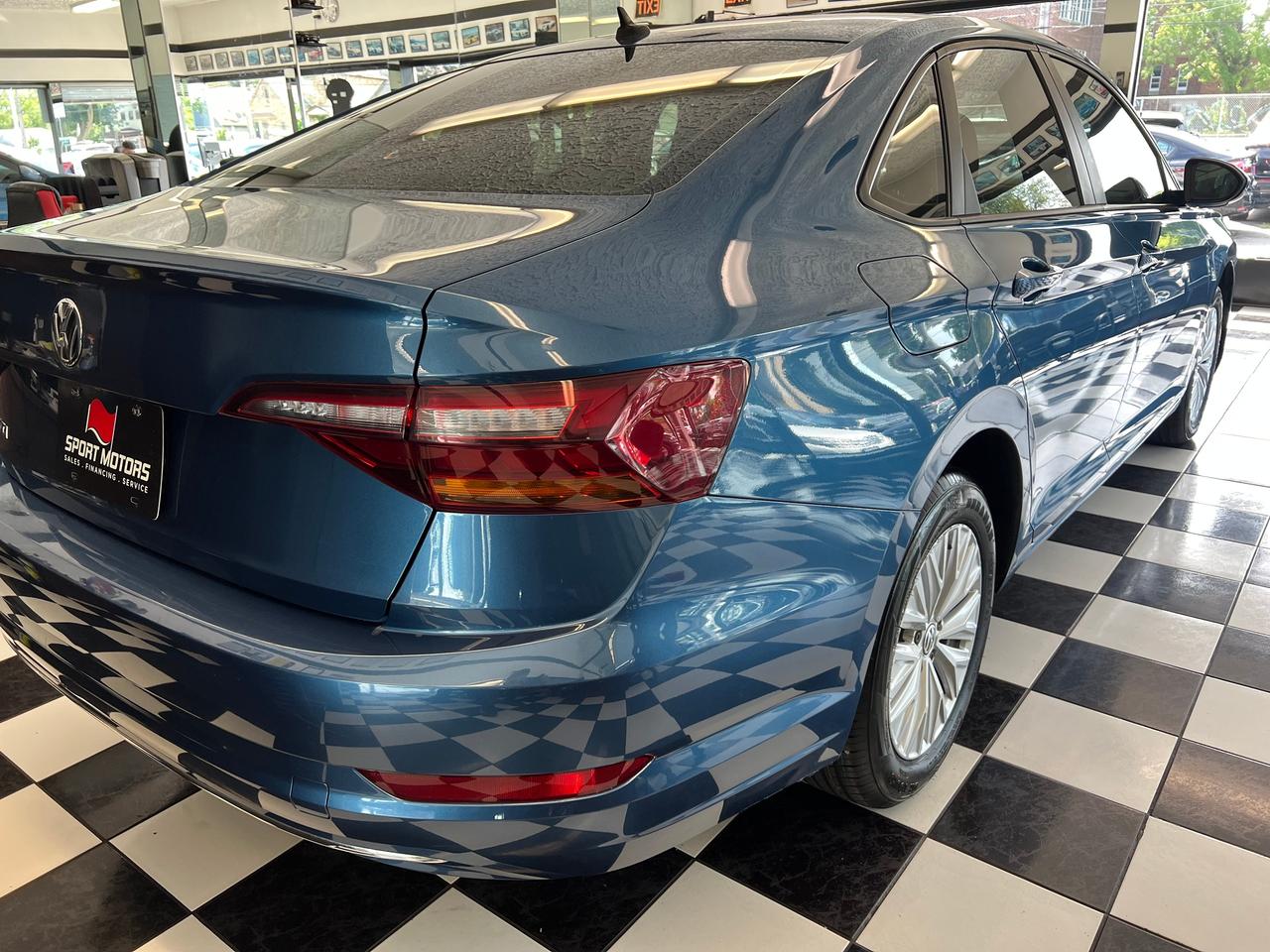 2019 Volkswagen Jetta Comfortline+New Tires+Heated Seats+CLEAN CARFAX Photo